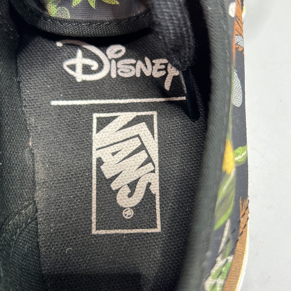 Vans Jungle Book lace up sneakers. Women’s 8. Mens 6.5 unisex. - Picture 7 of 12